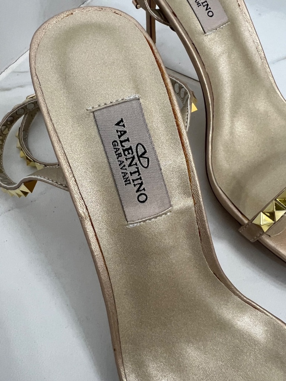 Valentino shoes - Picture 2 of 4